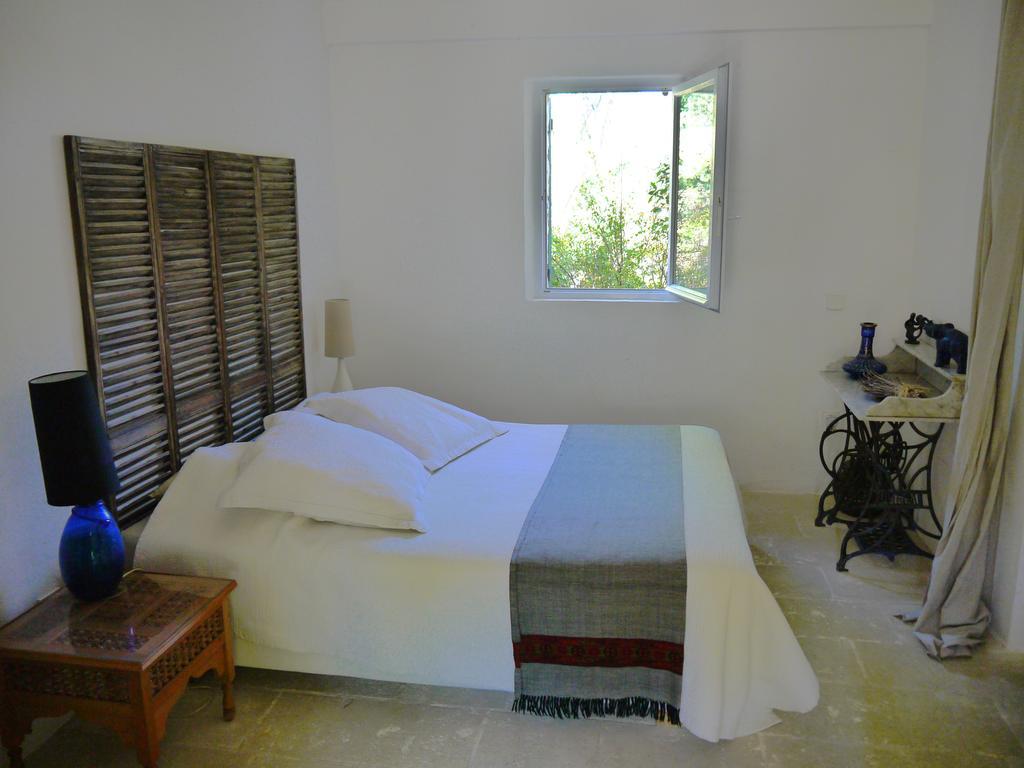 Bed and Breakfast L'Ostal Du Pic St Loup Saint-Jean-de-Cuculles Exterior foto